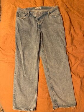 Abercrombie & Fitch Light Wash Straight Leg Jeans